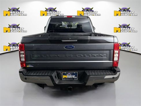 Used 2022 Ford F250 XLT w/ XLT Premium Package image 6