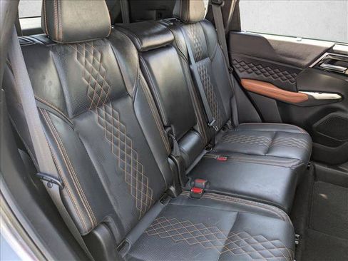 Used 2023 Mitsubishi Outlander SEL FWD image 23