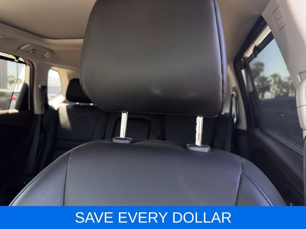 Used 2023 Nissan Rogue SV w/ SV Premium Package FWD image 11