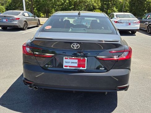 New 2026 Toyota Camry SE FWD image 9