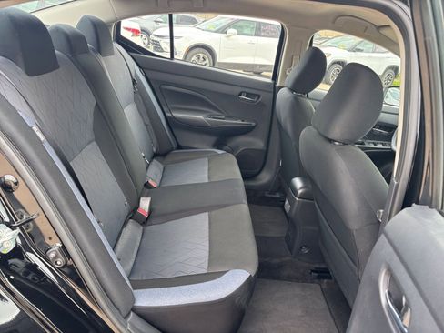 Used 2025 Nissan Versa SV FWD image 23