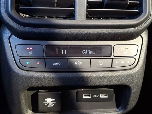 Certified 2023 Honda Pilot Elite image 12