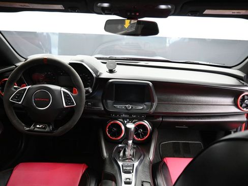 Used 2021 Chevrolet Camaro LT w/ RS Package image 39