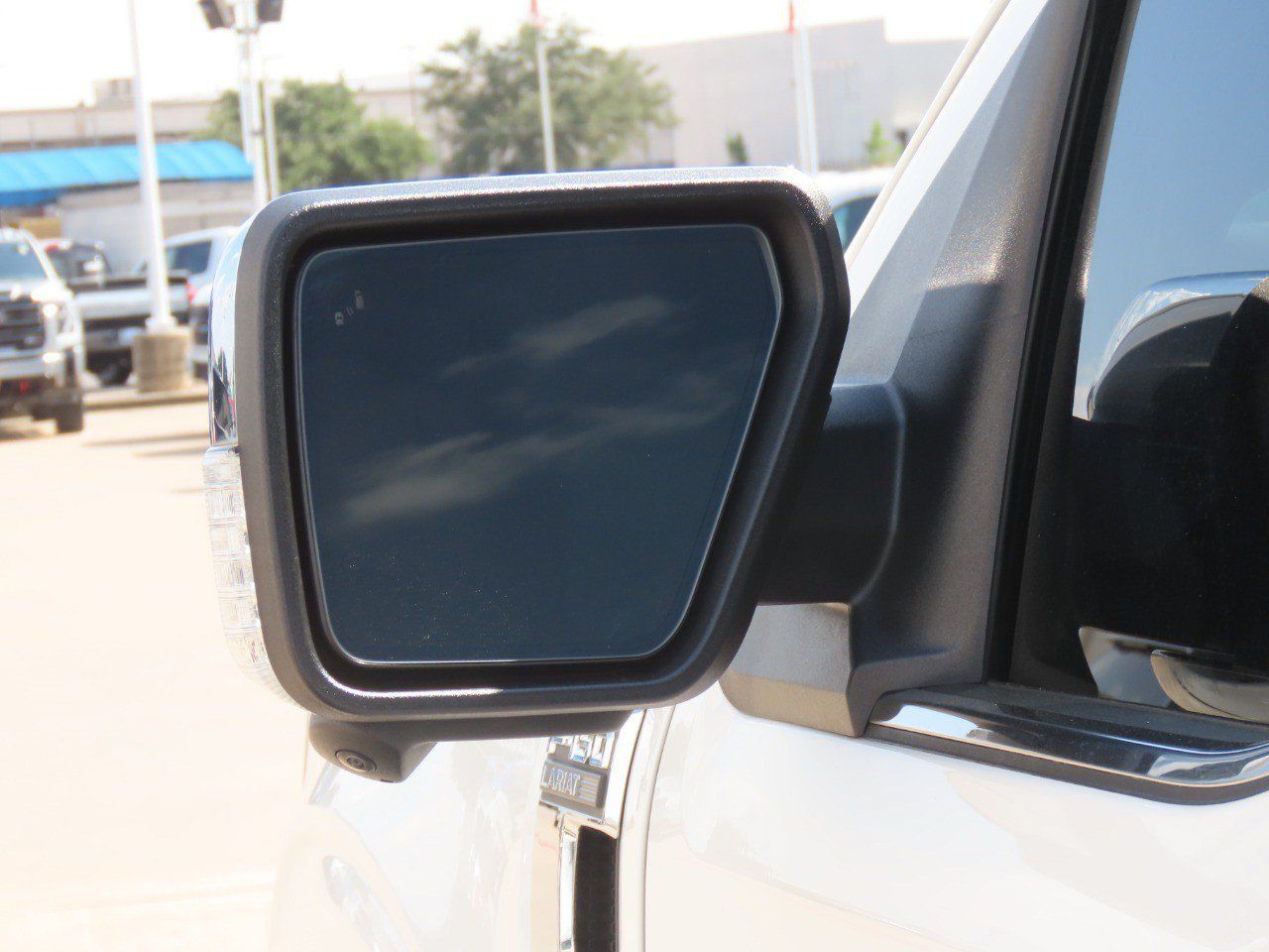 Used 2021 Ford F150 Lariat w/ Equipment Group 502A High AWD/4WD image 18