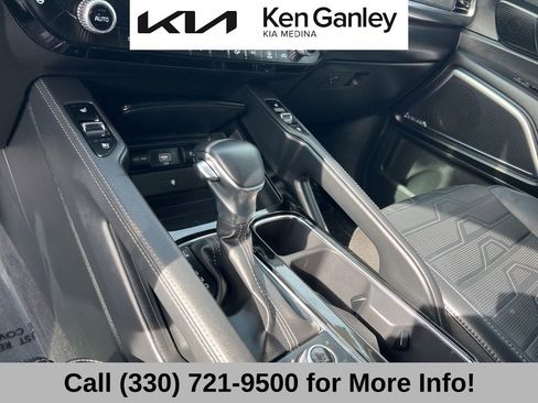 Certified 2022 Kia Telluride SX w/ SX Prestige Package image 35