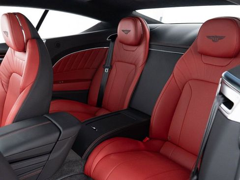 Used 2024 Bentley Continental GT V8 AWD/4WD image 20