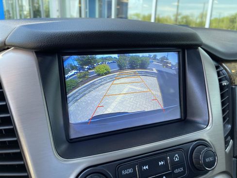 Used 2017 GMC Yukon Denali w/ Open Road Package AWD/4WD image 31