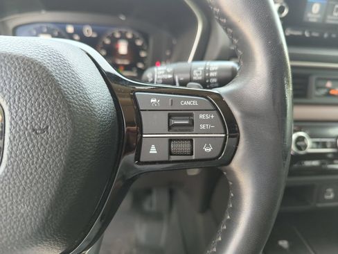 Used 2024 Honda Pilot Elite image 45