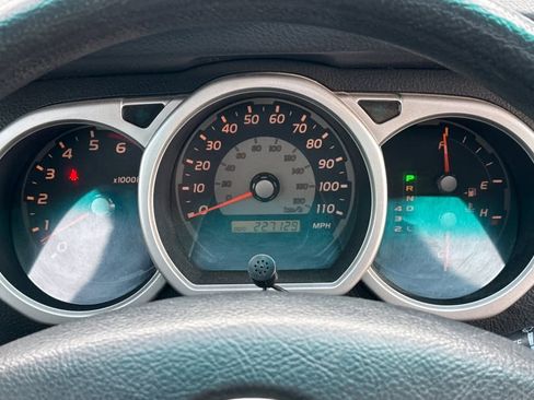 Used 2005 Toyota 4Runner SR5 image 25