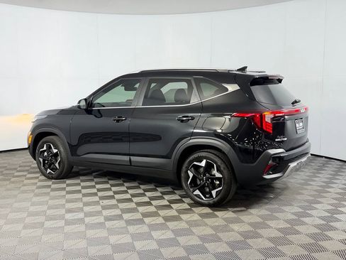 Used 2025 Kia Seltos EX AWD/4WD image 8