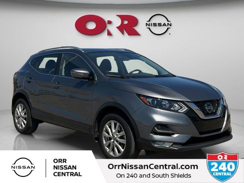 Used 2021 Nissan Rogue Sport SV image 3