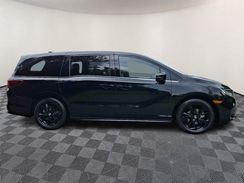 Used 2024 Honda Odyssey Sport image 7