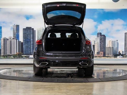 Used 2026 Mercedes-Benz GLC 300 4MATIC image 12