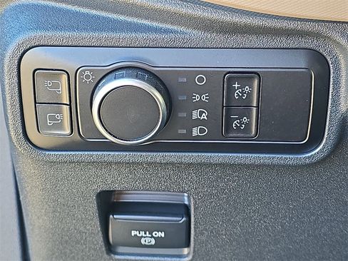 Used 2023 Ford Bronco Wildtrak image 18