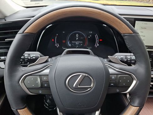 Used 2023 Lexus RX 350 AWD w/ Accessory Package image 19