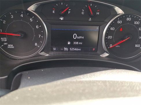 Used 2023 GMC Terrain AT4 image 21