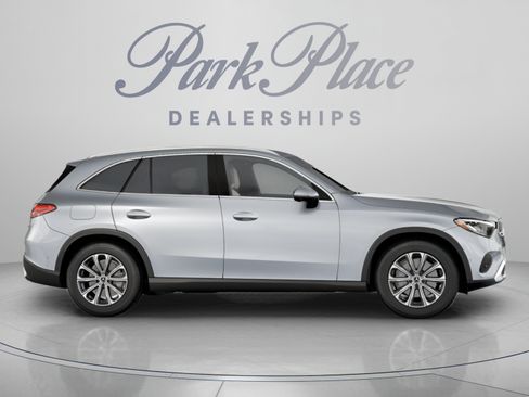 Used 2026 Mercedes-Benz GLC 300 image 28