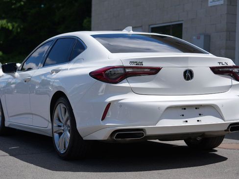 Used 2023 Acura TLX w/ Technology Package FWD image 4