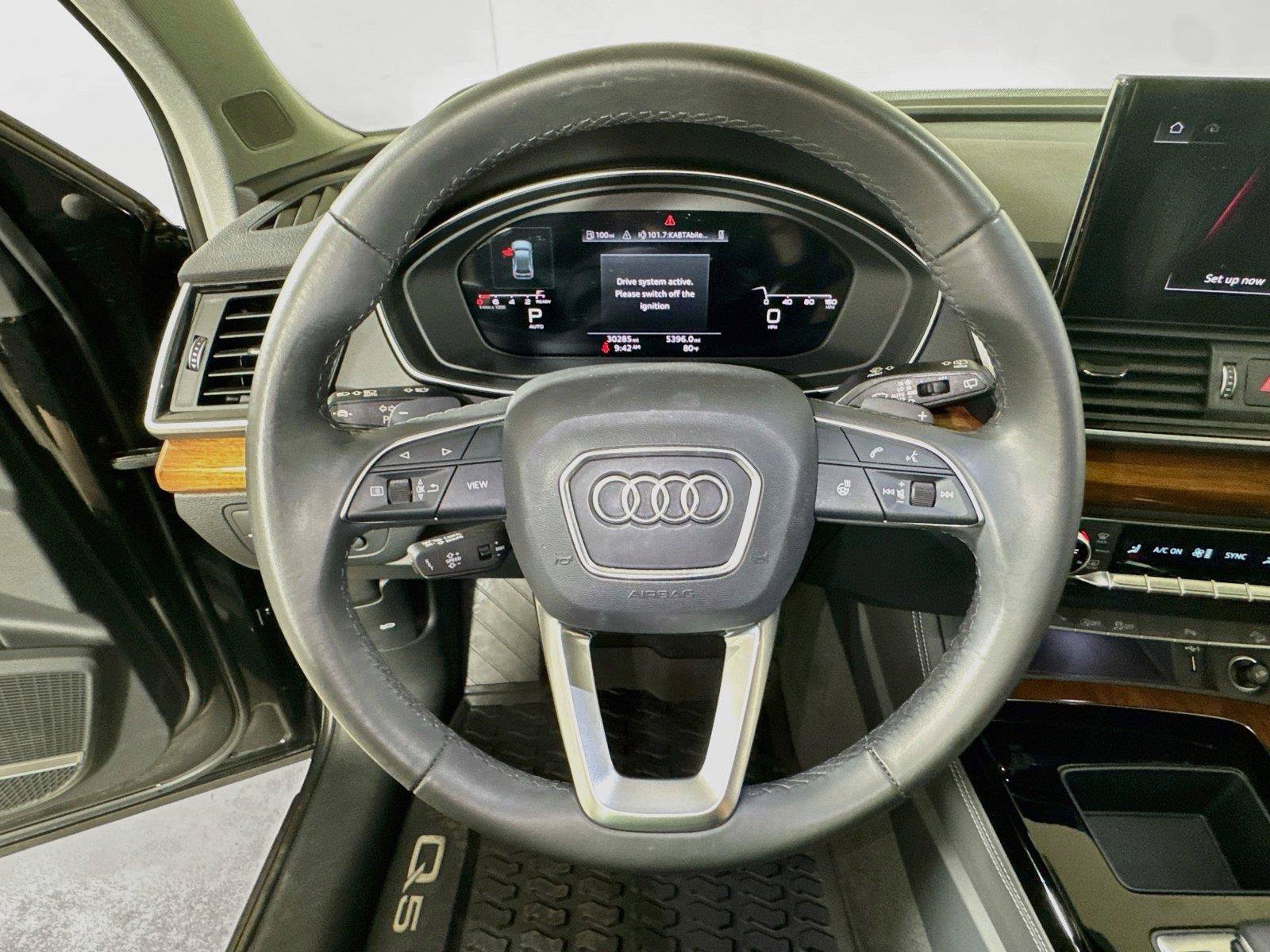 Used 2023 Audi Q5 2.0T Premium Plus w/ Premium Plus Package AWD/4WD image 9