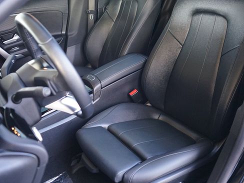 Used 2025 Mercedes-Benz CLA 250 CLA250 w/ Exclusive Package image 22