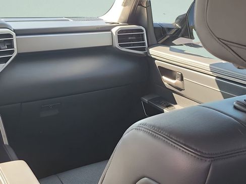 Used 2023 Toyota Tundra Limited image 23