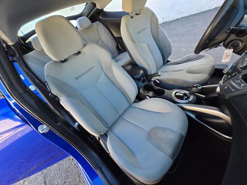Used 2012 Hyundai Veloster image 34