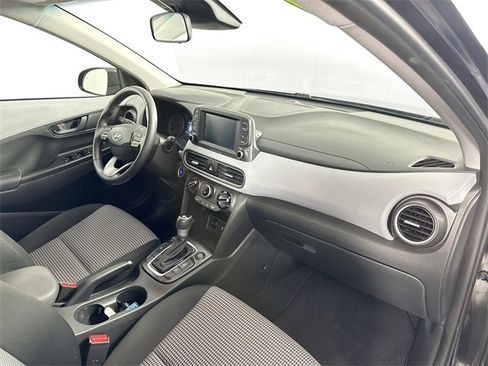 Used 2021 Hyundai Kona SEL w/ Cargo Package image 28