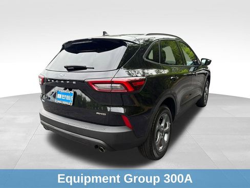 Used 2025 Ford Escape ST-Line AWD/4WD image 8