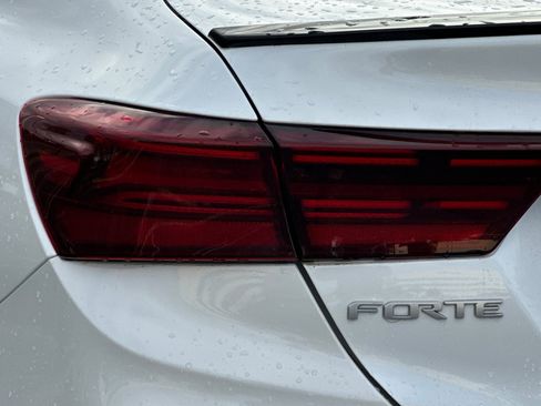 Used 2022 Kia Forte GT-Line w/ GT-Line Technology Package image 45