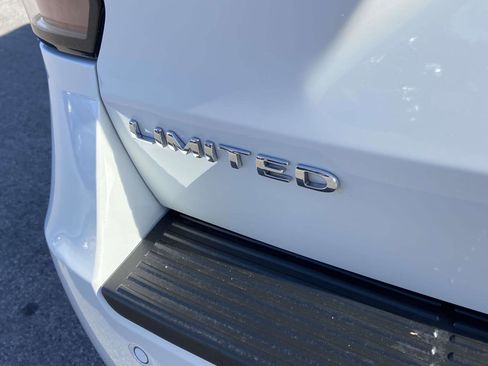 Used 2021 Ford Expedition Limited w/ Cargo Package image 29