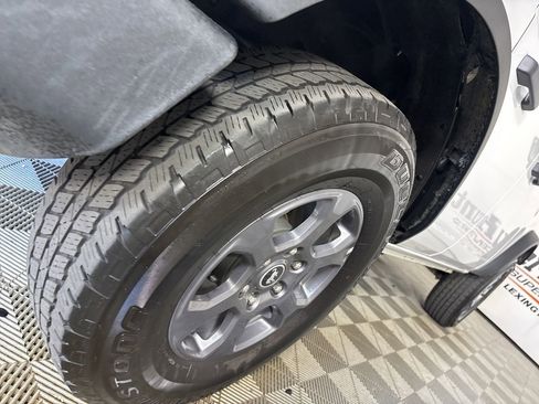 Used 2025 Ford Bronco Big Bend AWD/4WD image 28