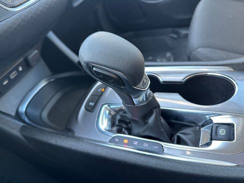 Used 2024 Chevrolet Malibu LT image 20