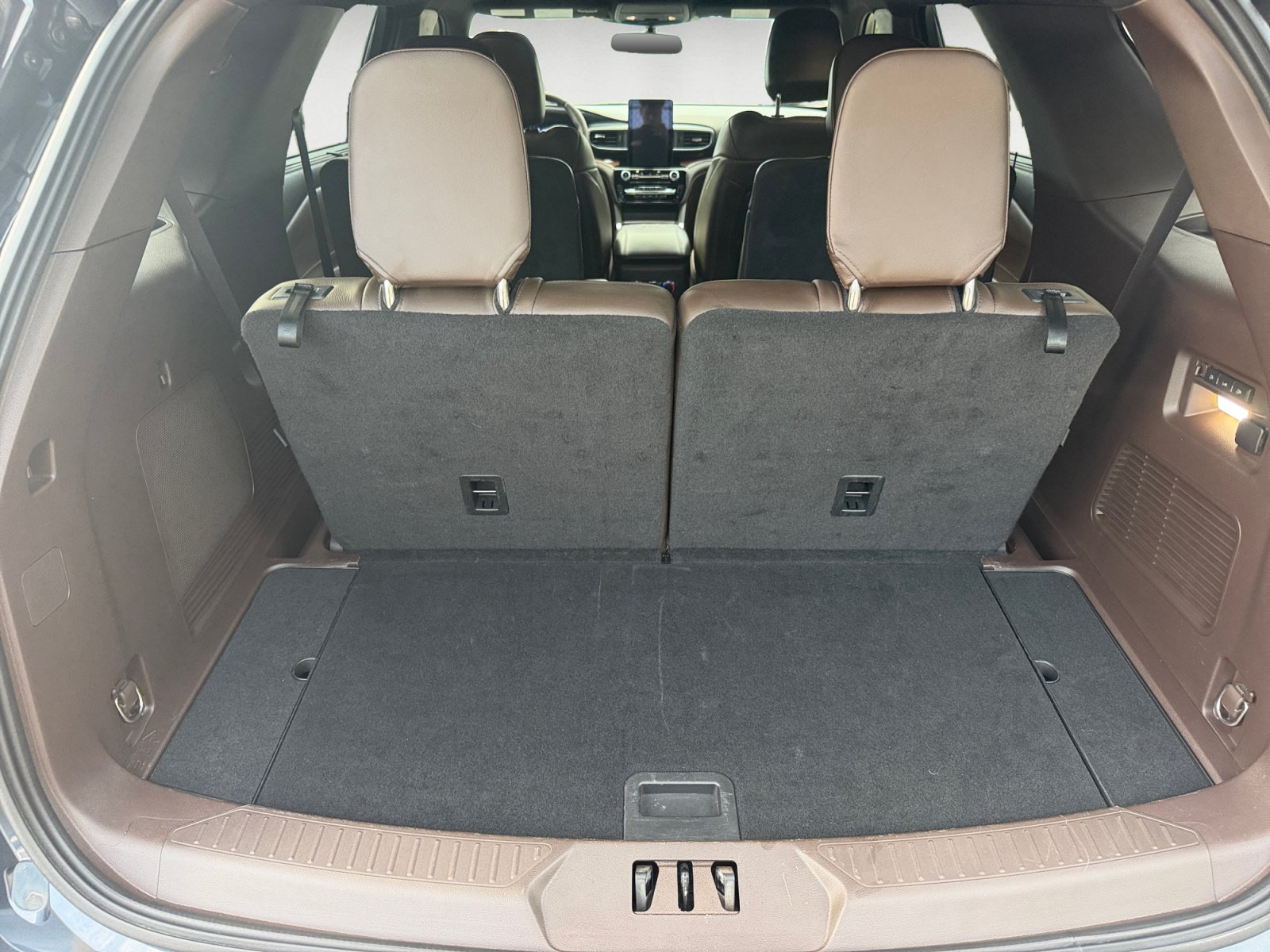 Used 2022 Ford Explorer King Ranch w/ Technology Package RWD image 19