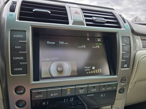 Used 2018 Lexus GX 460 Premium image 25