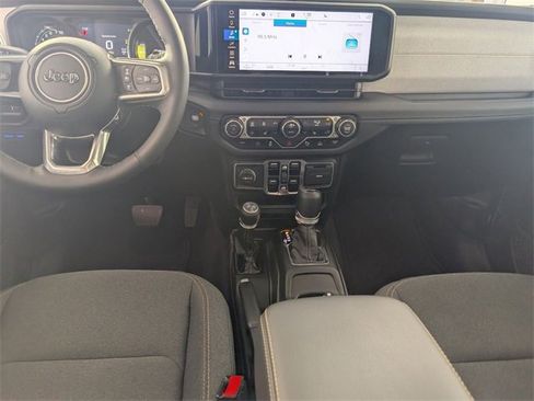 Certified 2025 Jeep Wrangler Unlimited Sahara w/ Safety Group image 23