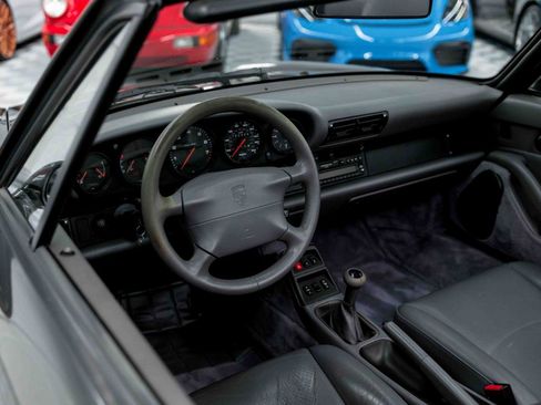 Used 1997 Porsche 911 Carrera image 2