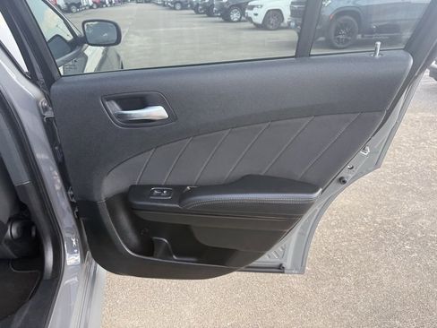 Used 2023 Dodge Charger R/T w/ Blacktop Package image 39
