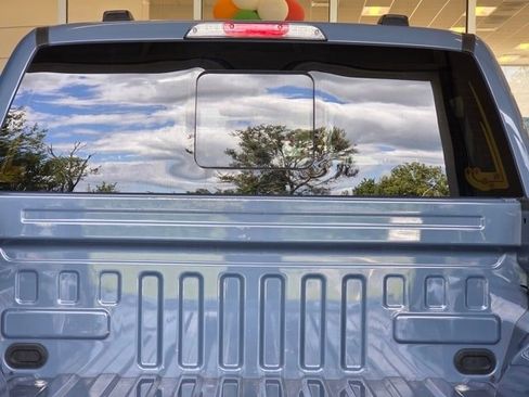 Used 2023 Ford F150 Lariat image 12