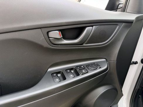 Certified 2023 Hyundai Kona SEL image 17