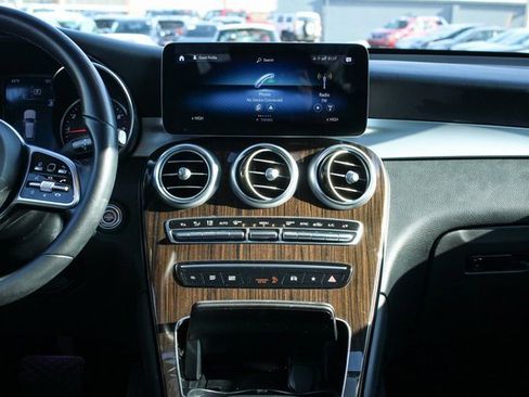 Used 2022 Mercedes-Benz GLC 300 4MATIC image 18