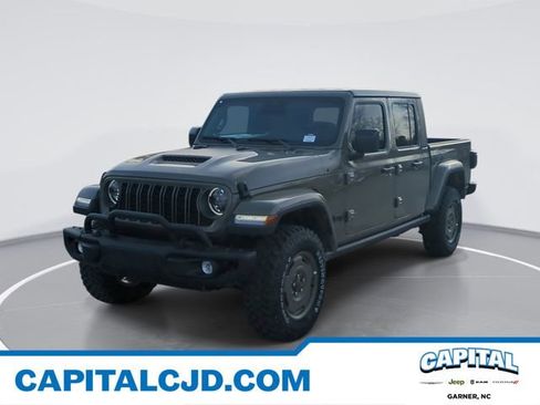 New 2026 Jeep Gladiator Willys AWD/4WD image 1