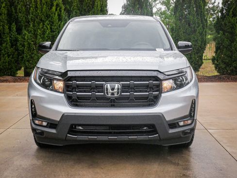 New 2026 Honda Ridgeline Sport image 3