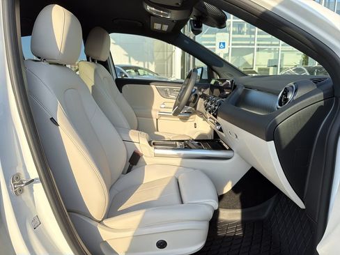 Certified 2026 Mercedes-Benz GLA 250 4MATIC image 18
