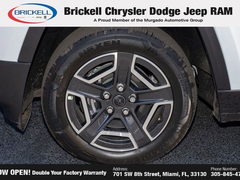 New 2026 Jeep Cherokee Laredo image 40