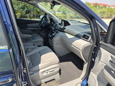 Used 2016 Honda Odyssey EX-L image 17