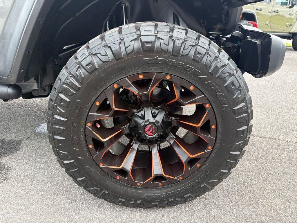Used 2019 Jeep Wrangler Unlimited Rubicon AWD/4WD image 14