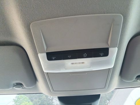 Used 2024 Nissan Sentra SV FWD image 27