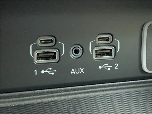 New 2025 Jeep Grand Cherokee Altitude image 22