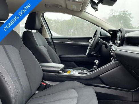 Used 2021 Kia K5 LXS image 5
