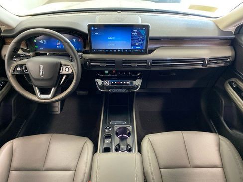 New 2025 Lincoln Corsair Grand Touring w/ Equipment Group 301A image 10